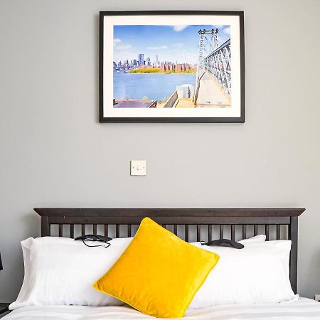 The Ella Fitzgerald - Modern 2 Bedroom Apartment, Super Close To City Centre Κάρντιφ Εξωτερικό φωτογραφία